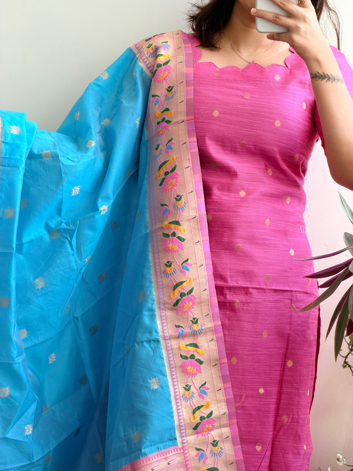 RASIKA ( PINK & BLUE )