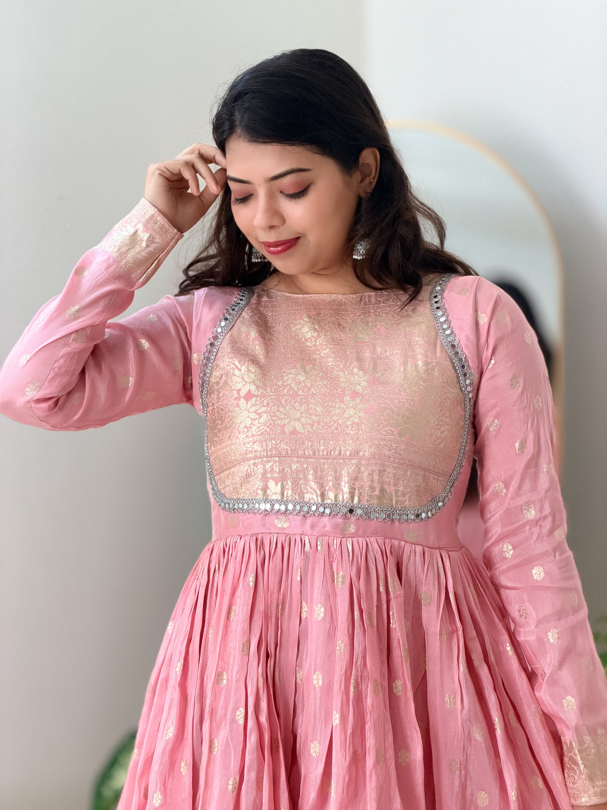 ROSEMILK BROCADE