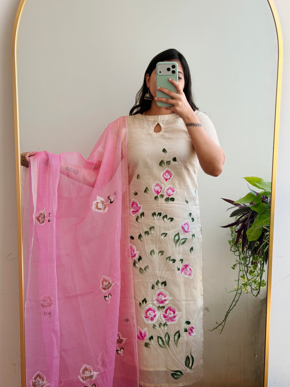 IVORY ROSE