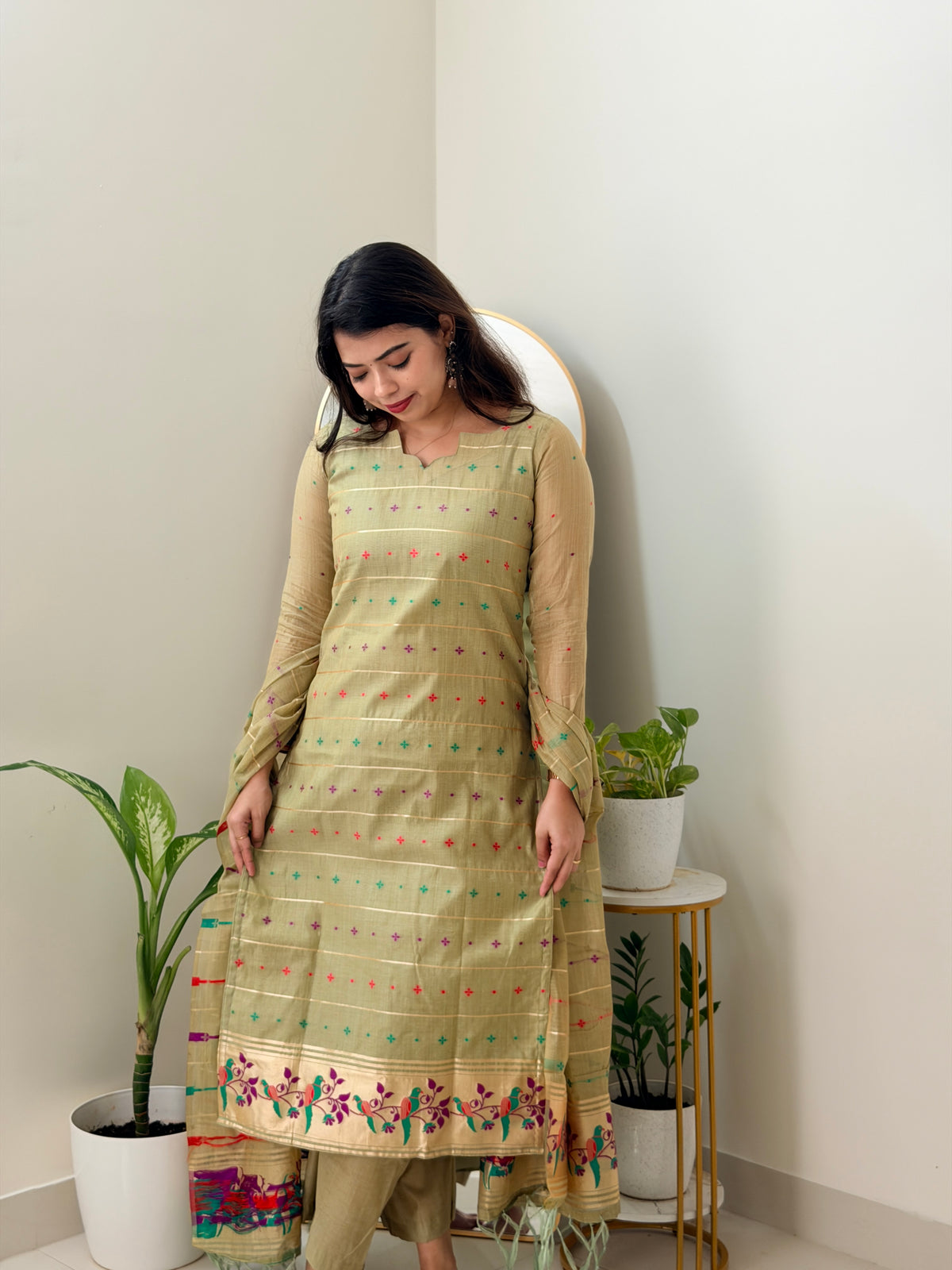 MEERA - PISTA GREEN
