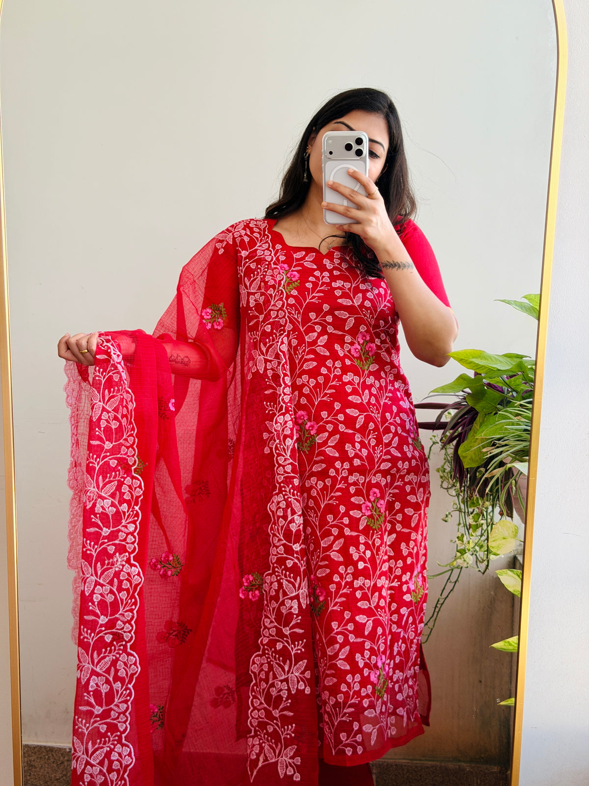 RED FLORAL KOTA