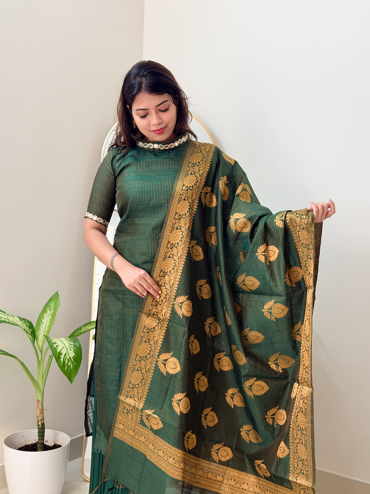 AARIKA - GREEN