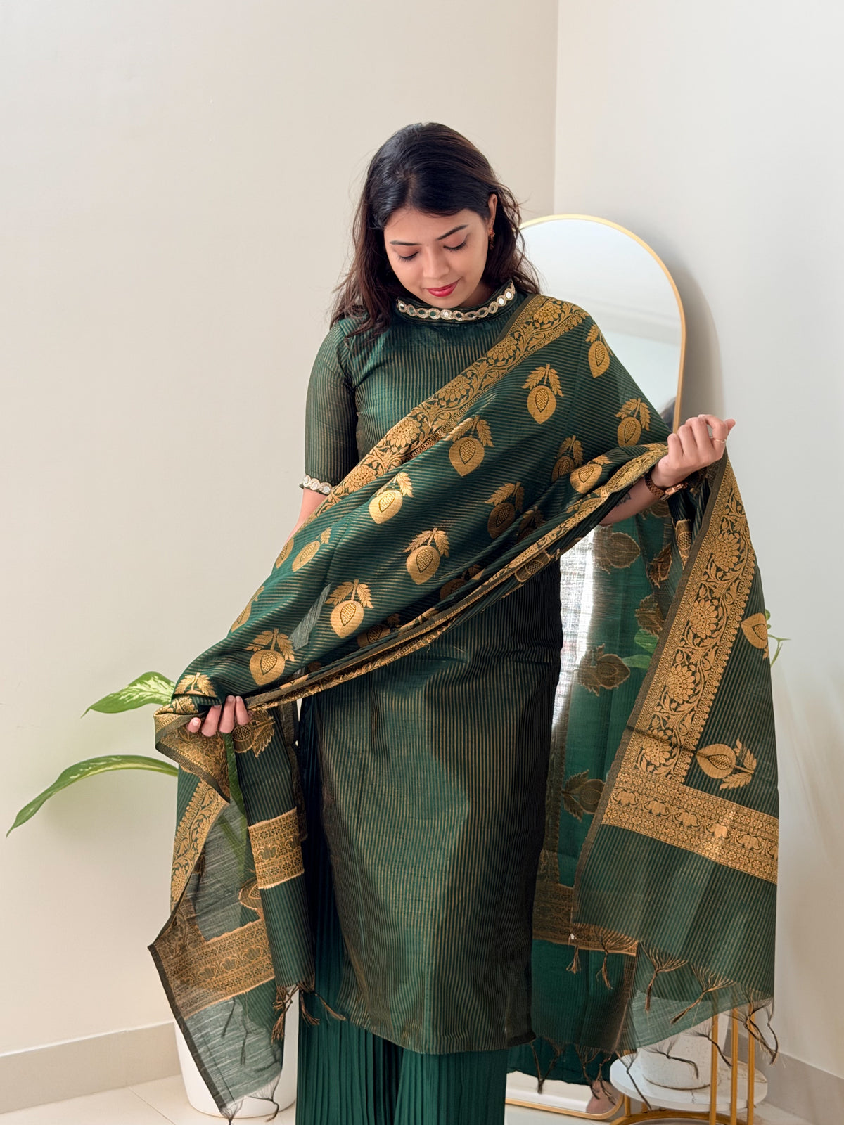 AARIKA - GREEN