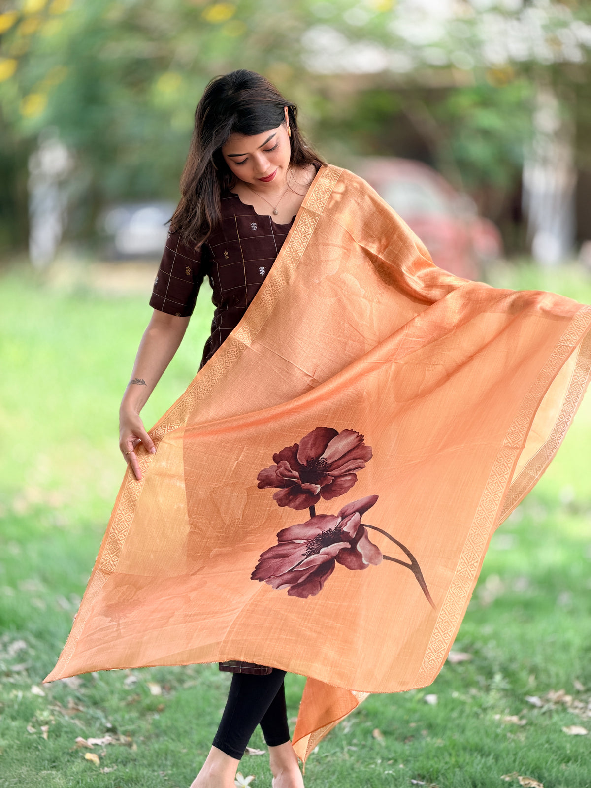 VASANTHA FLORAL WEAVE