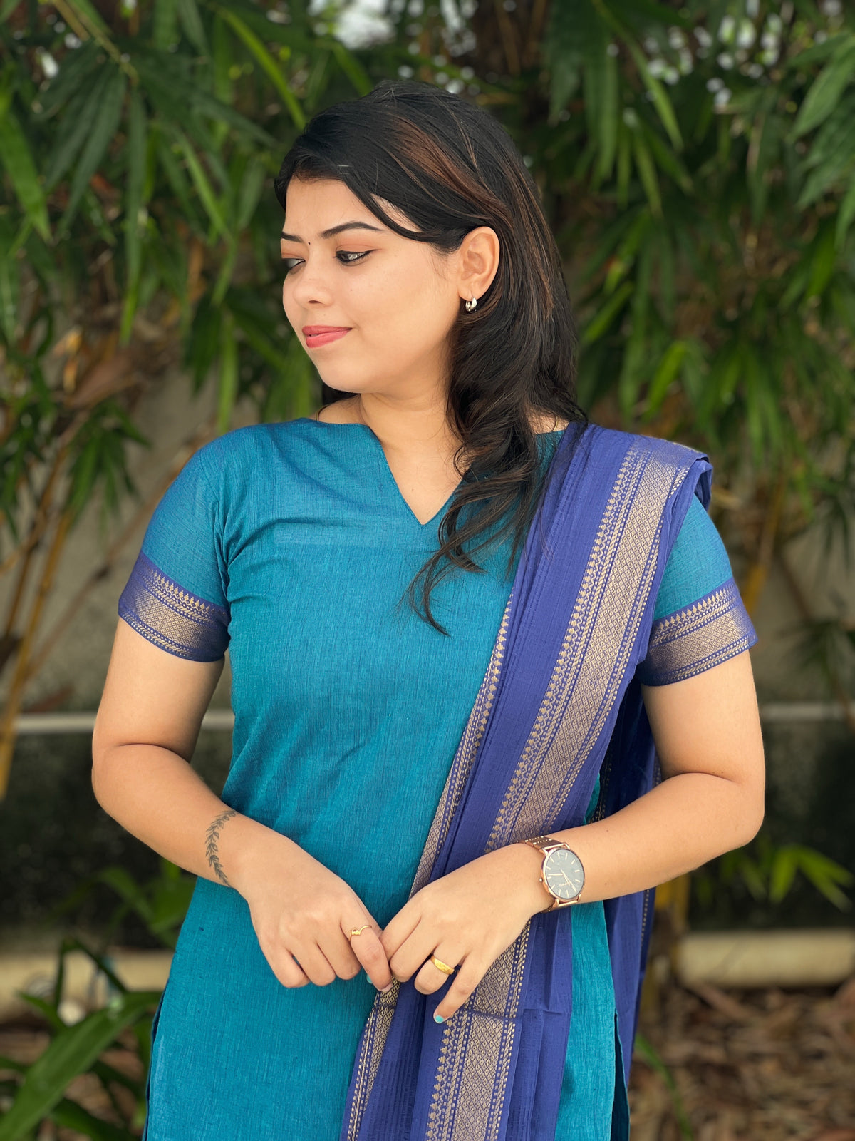 PAAVAI ( Kurti & Dupatta Set )