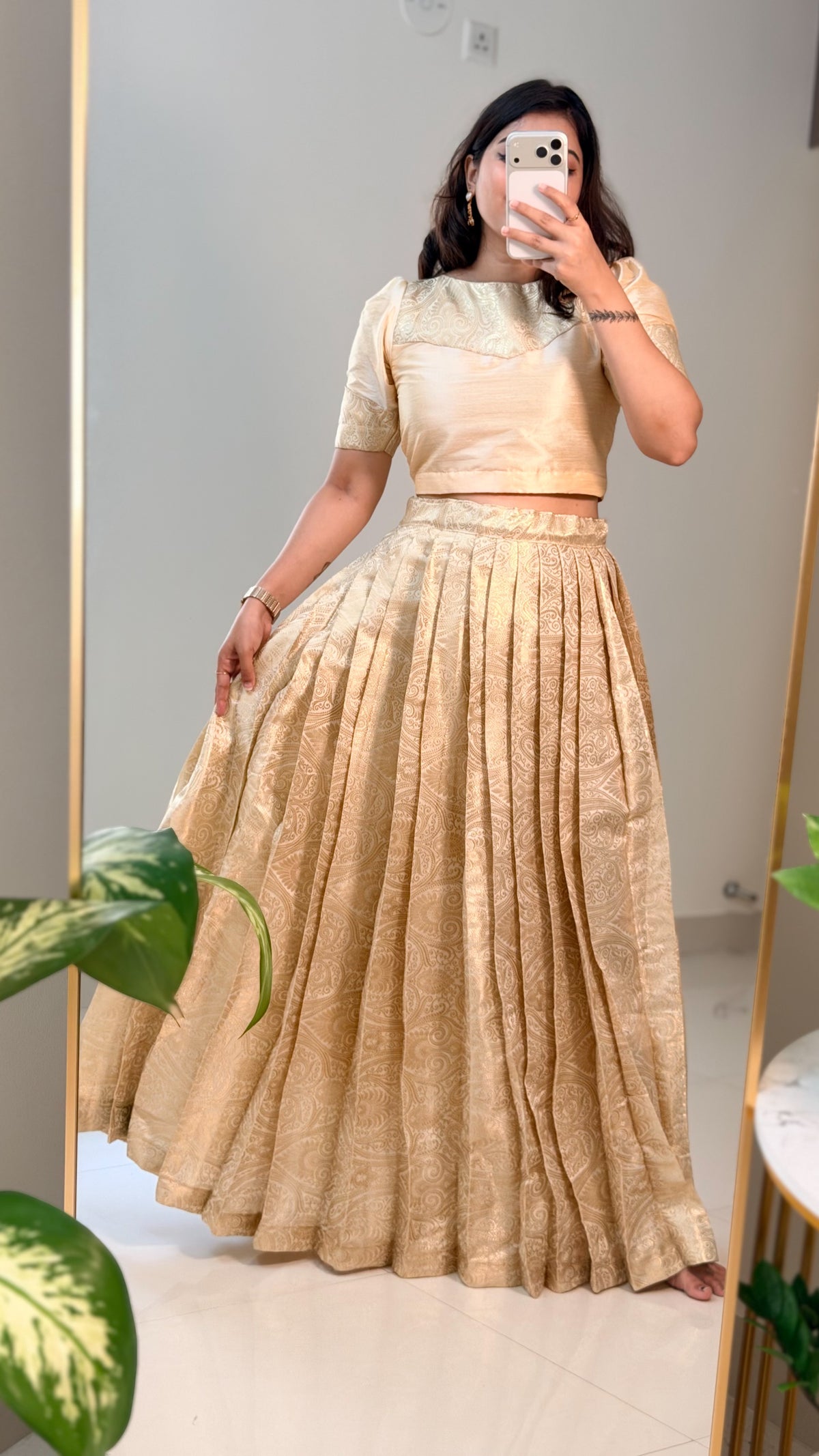 GOLDEN TISSUE BANARASI SET