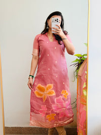 GULABI GRACE