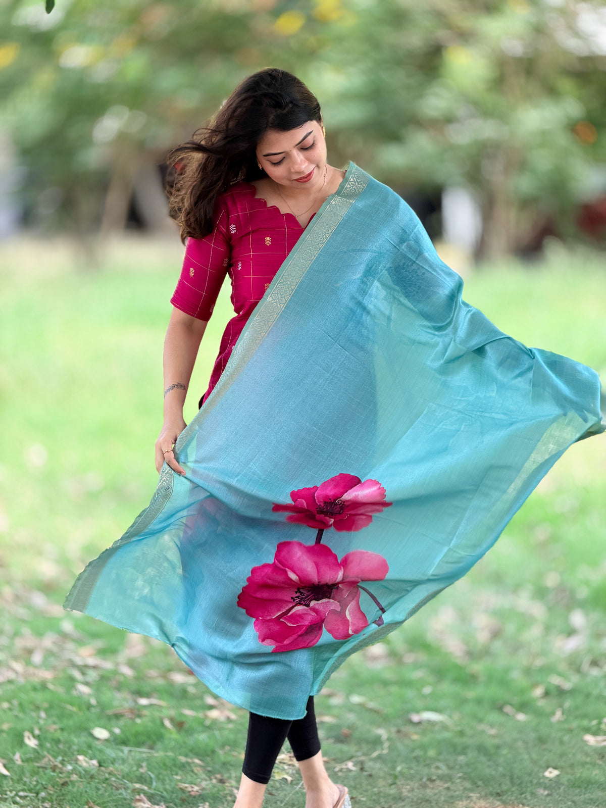 RAAGA FLORAL WEAVE