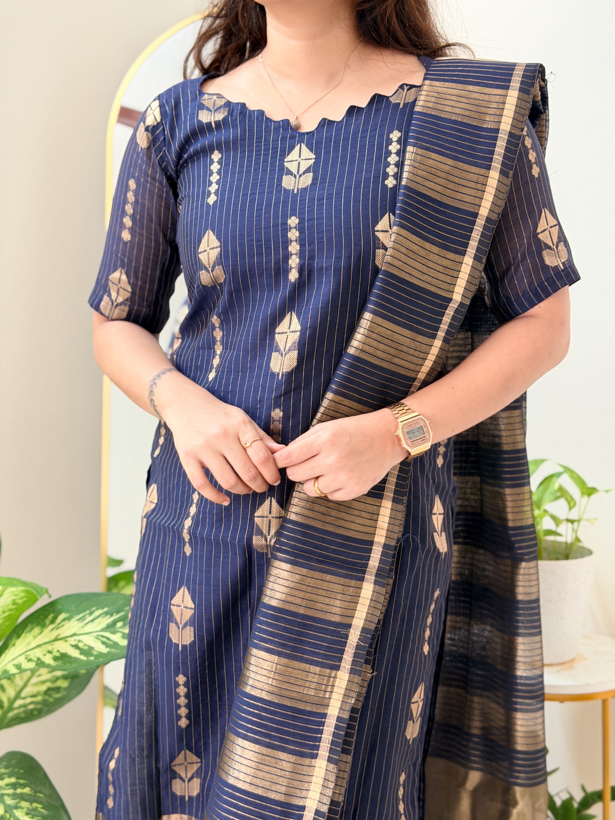 ESHANI - NAVY