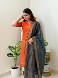MADHAVI (ORANGE)