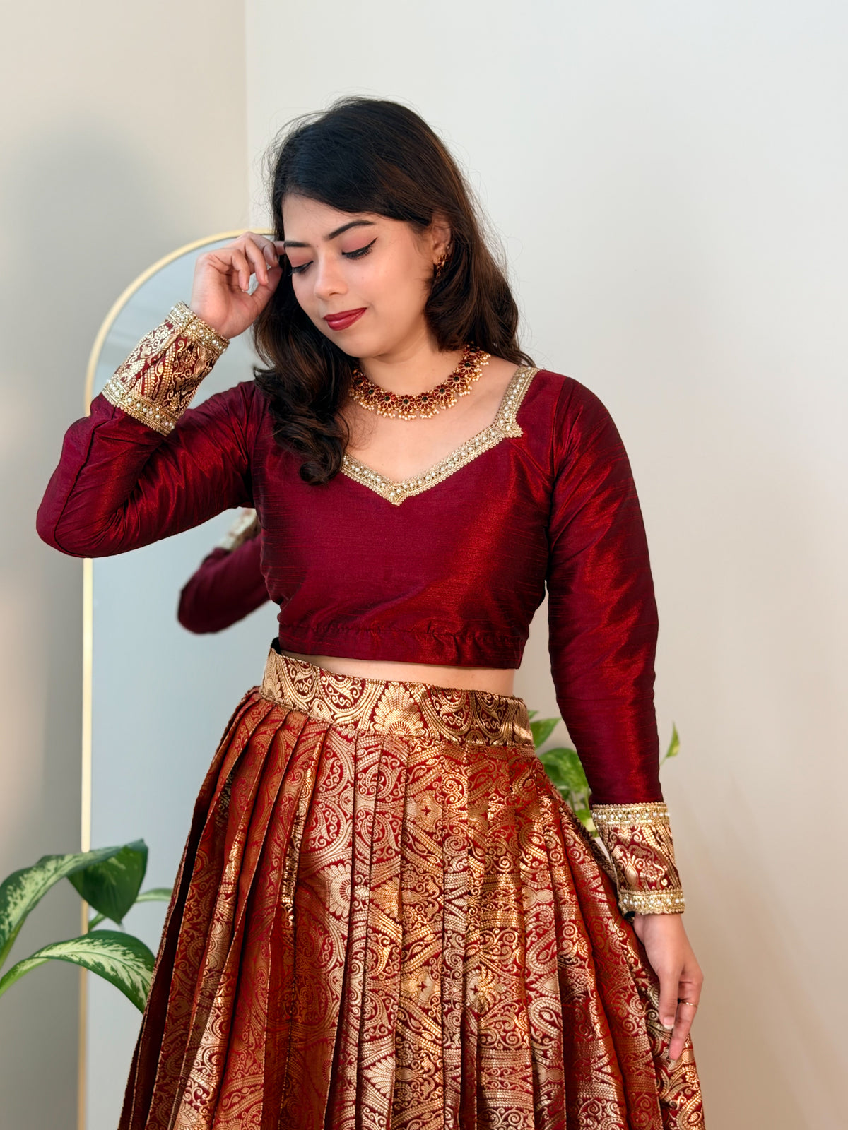 MAROON BANARASI SET
