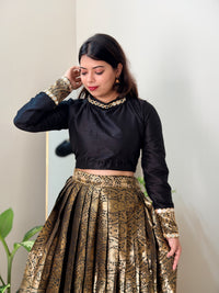 ANTIQUE GOLD BANARASI SET