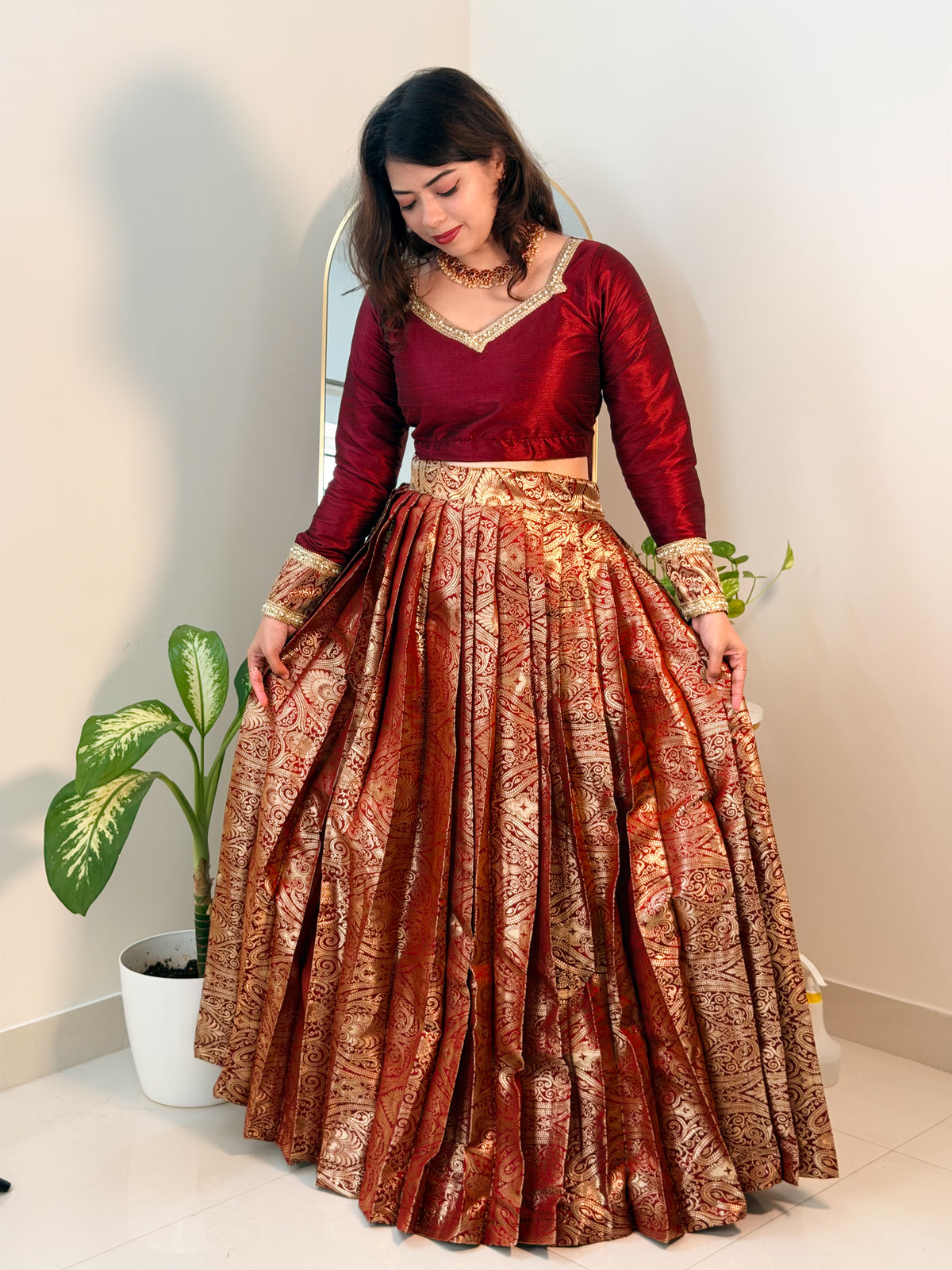 MAROON BANARASI SET