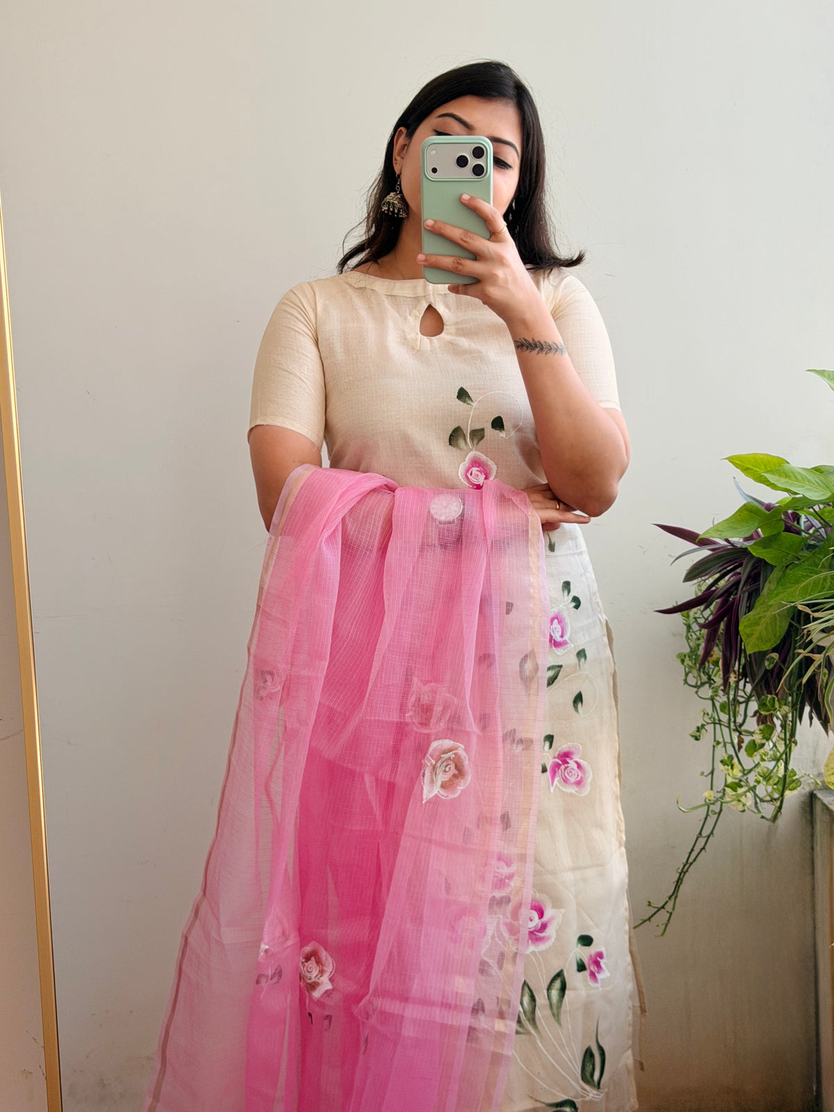 IVORY ROSE