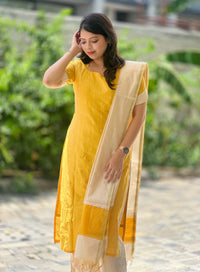 MANJAL VEYIL